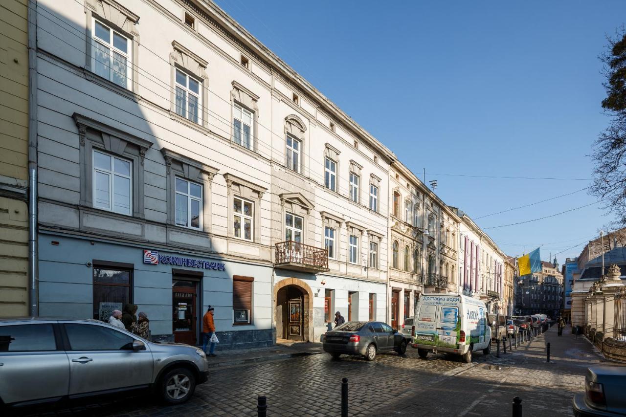Palace View Apartments - 24 Kopernyka Str. リヴィウ エクステリア 写真